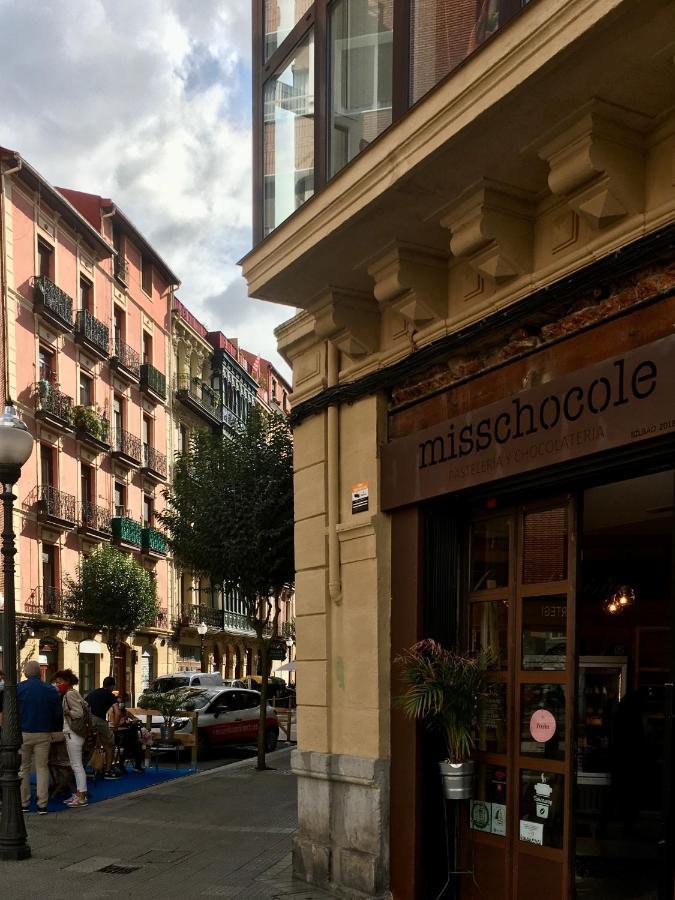 Piso Centrico Con Patio Lejlighed Bilbao Eksteriør billede